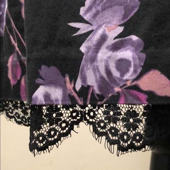 Rose Purple Lace Skirt - Elle - Picture 3 of 8